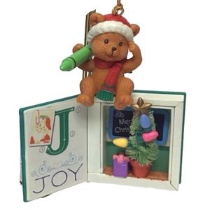 Mistletoe Magic “Santa’s Story Book” Ornament